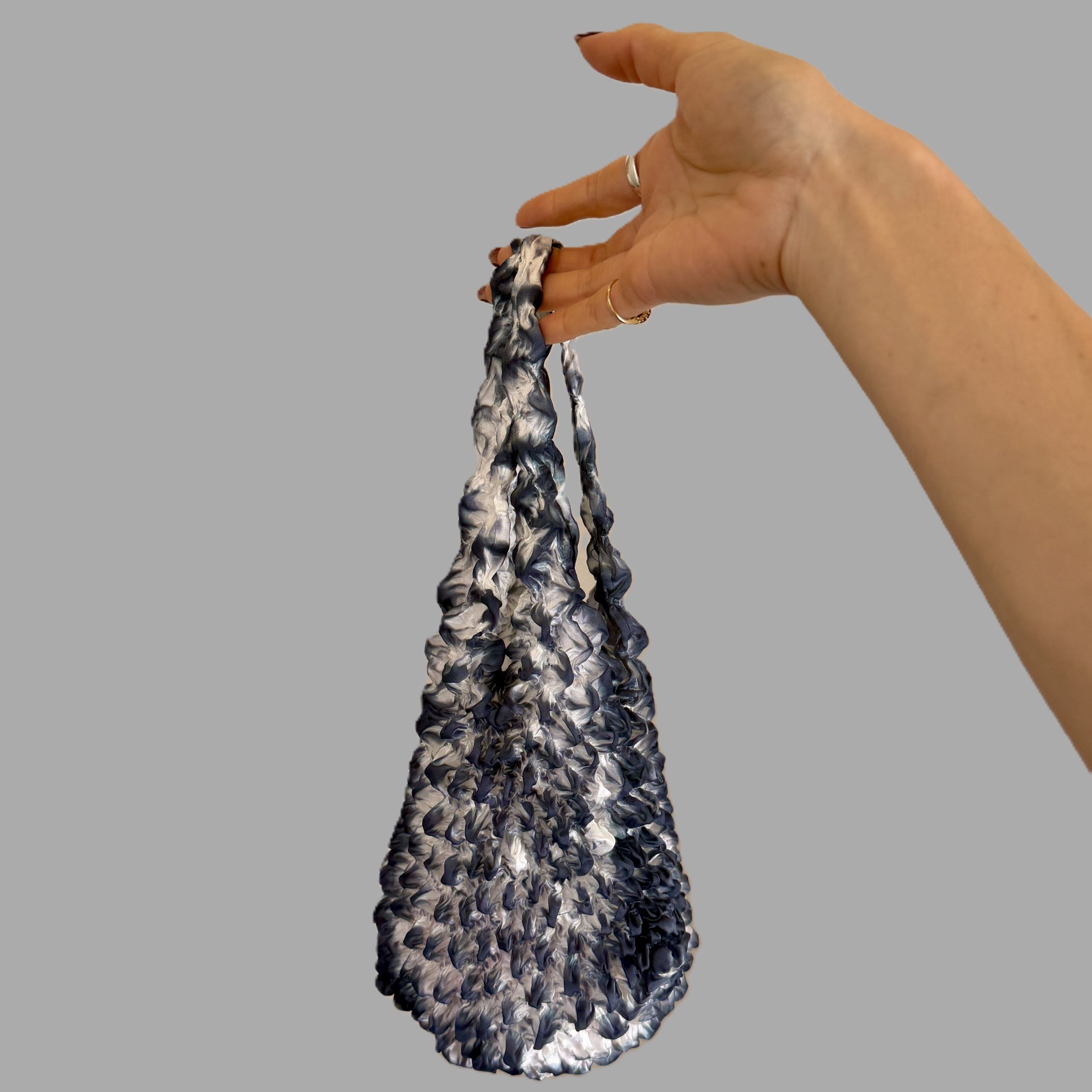 SHIBORI MIURA BAG - Indigo Blossom - Image 3