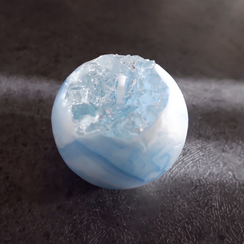 GEODE CRYSTAL SPHERE - Small - Image 10