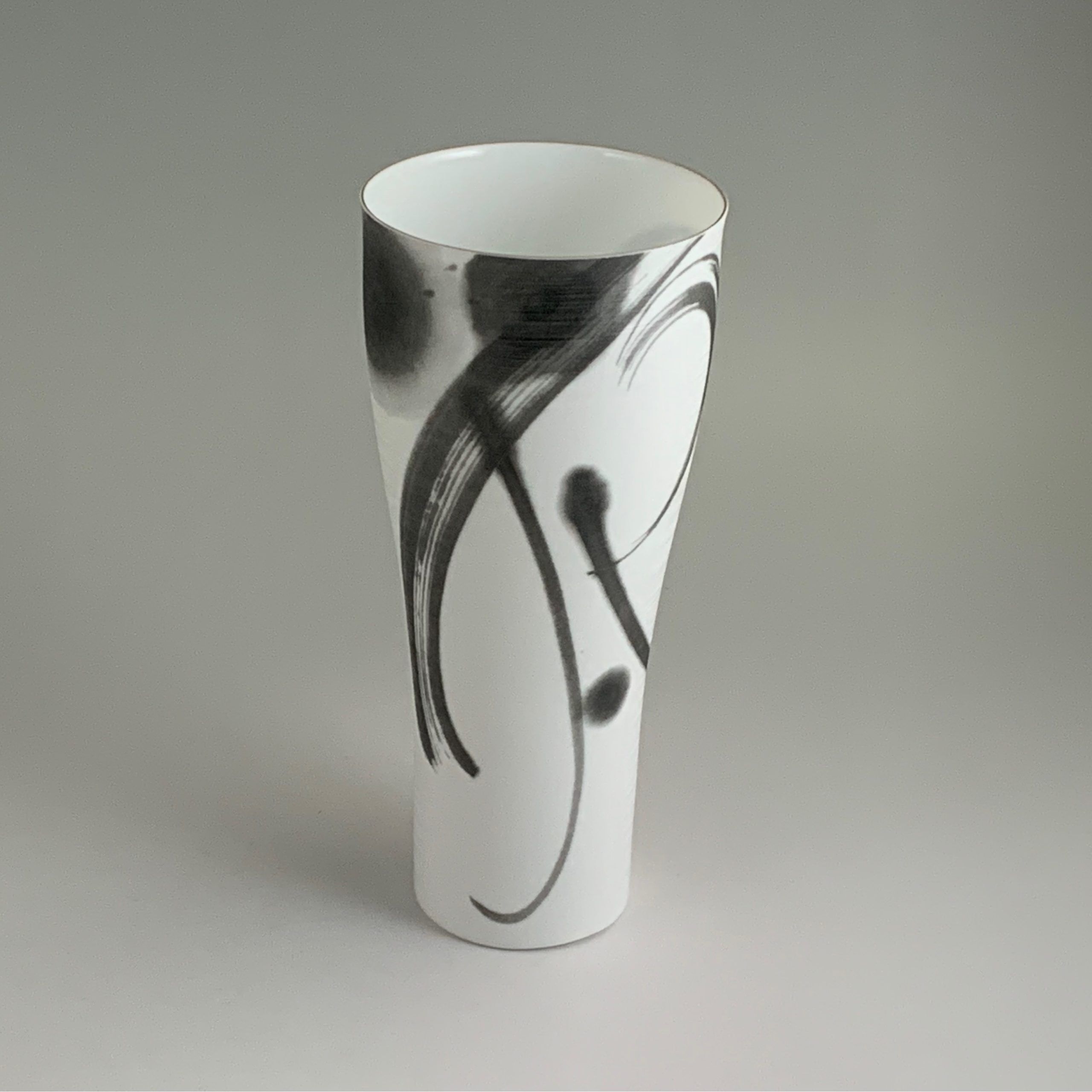 NATSU - Eggshell Calligraphy