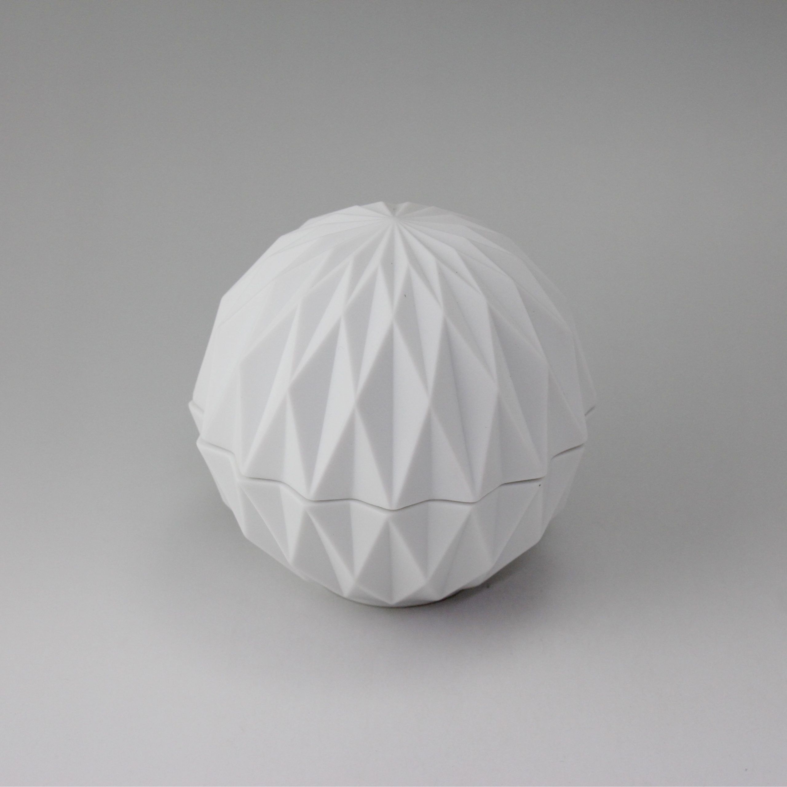 DIAMOND CARVED BOWL - L