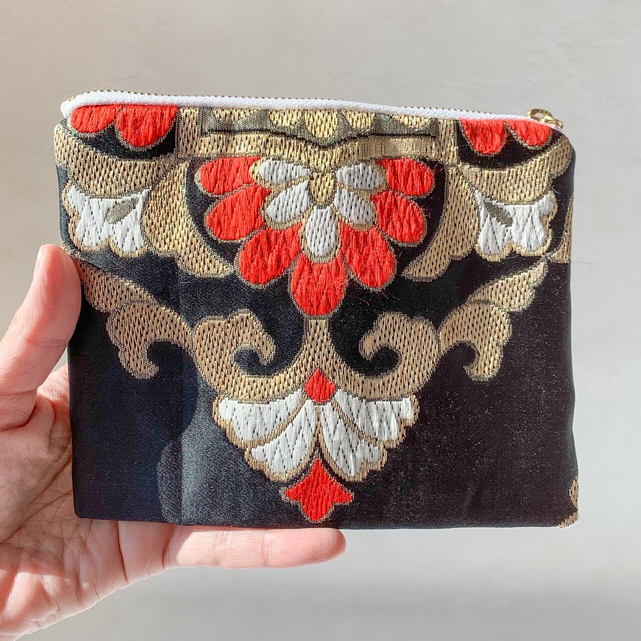 CHRYSANTHEMUM MINI PAUCH - NEUF - Image 4